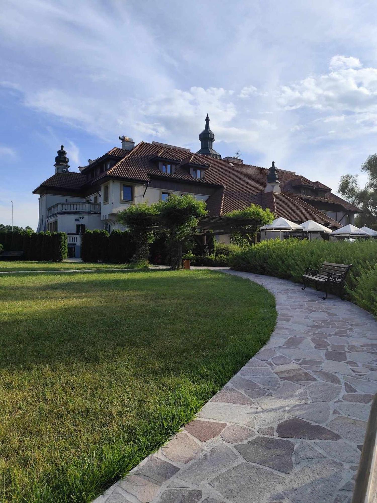 Hotel Kasztel Rzezawa Exterior foto